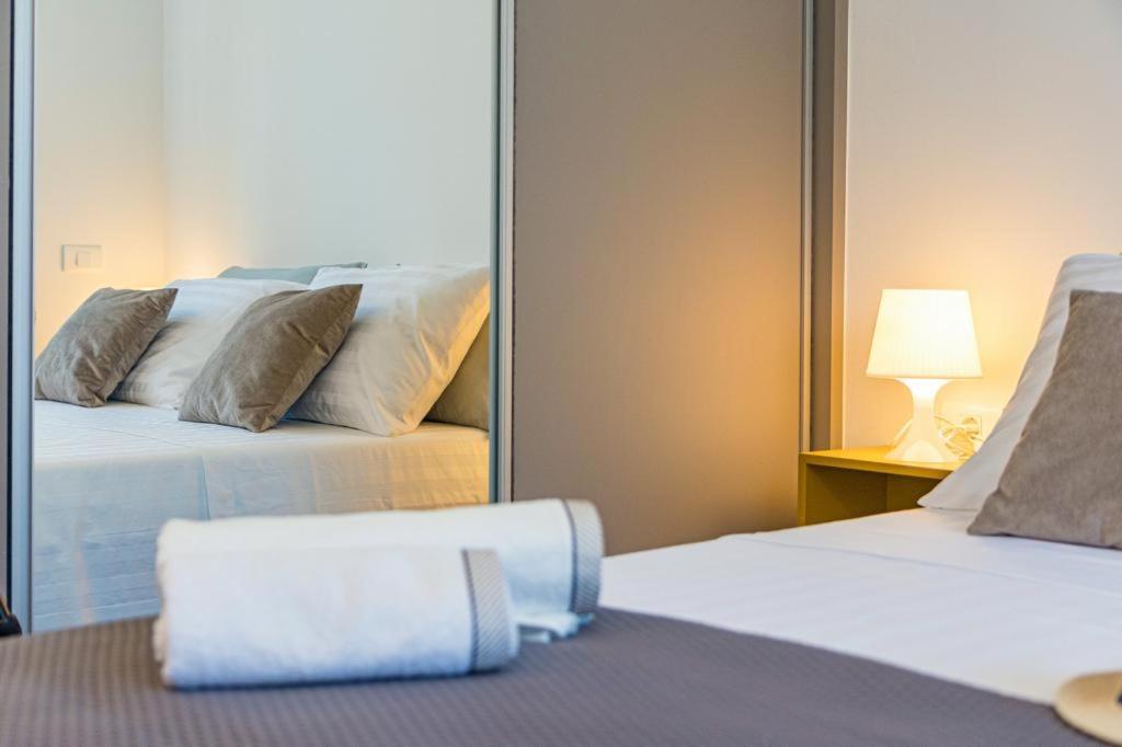 N&G New Apartment Stoja Beach พูลา ภายนอก รูปภาพ